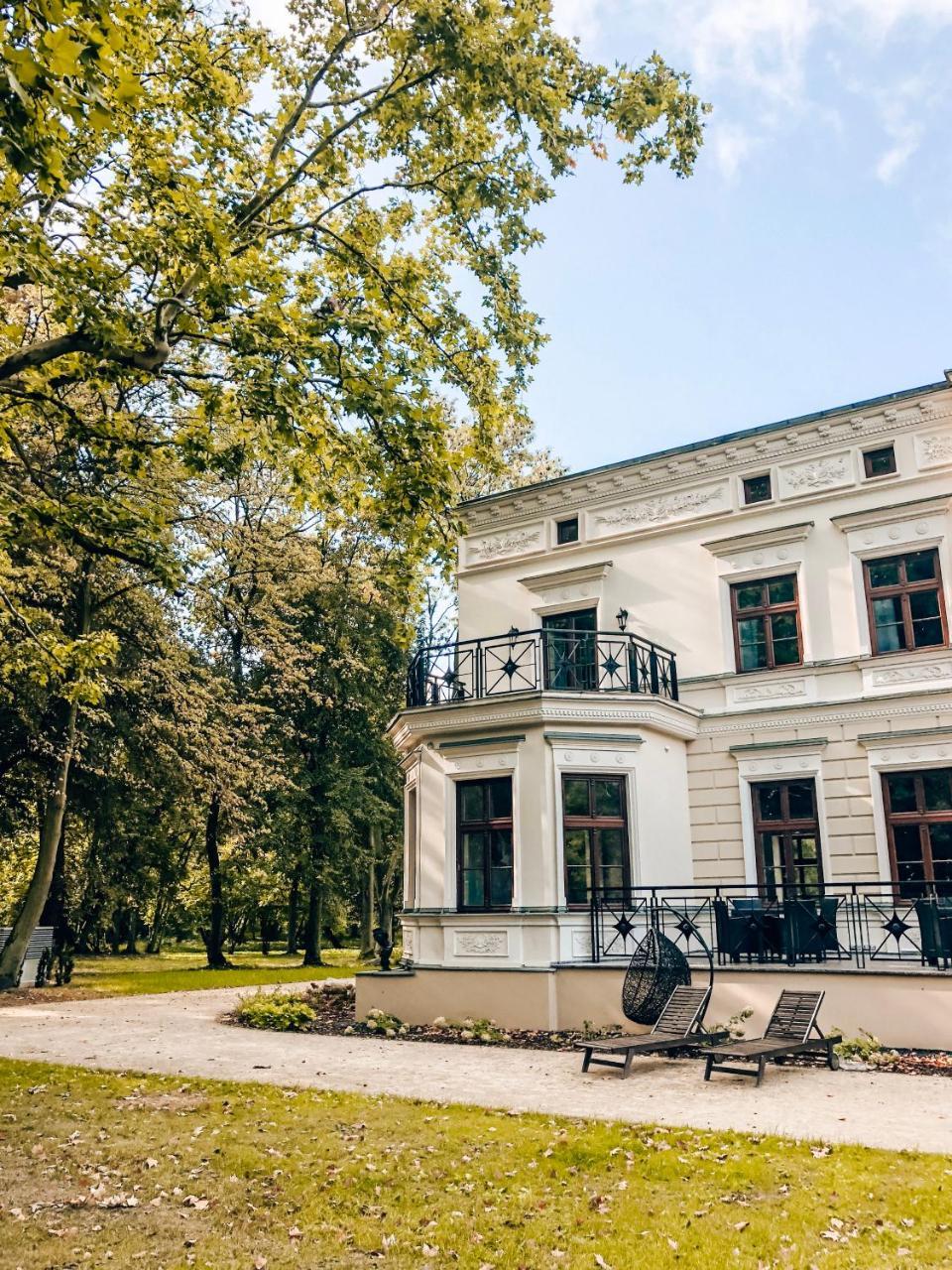 Palac Wierzbiczany Gniewkowo Extérieur photo